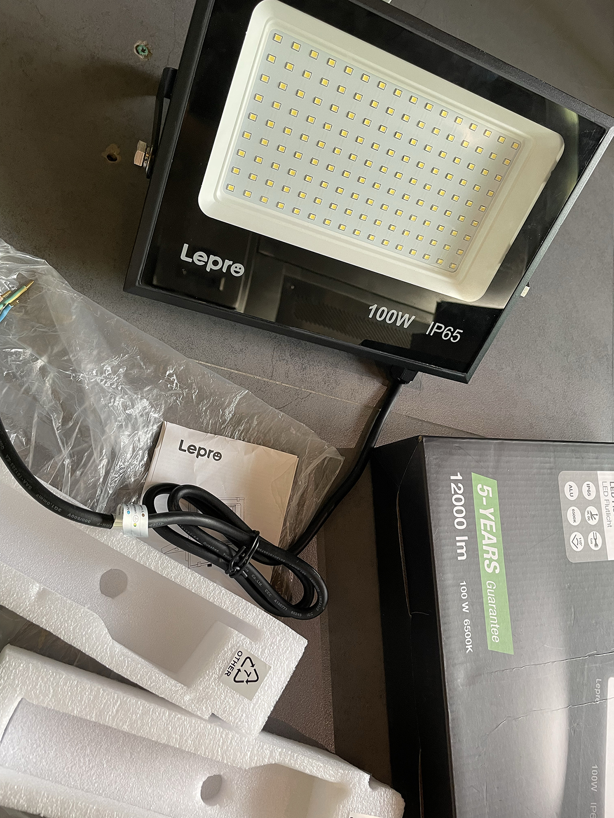 Wipro 100w sales flood light